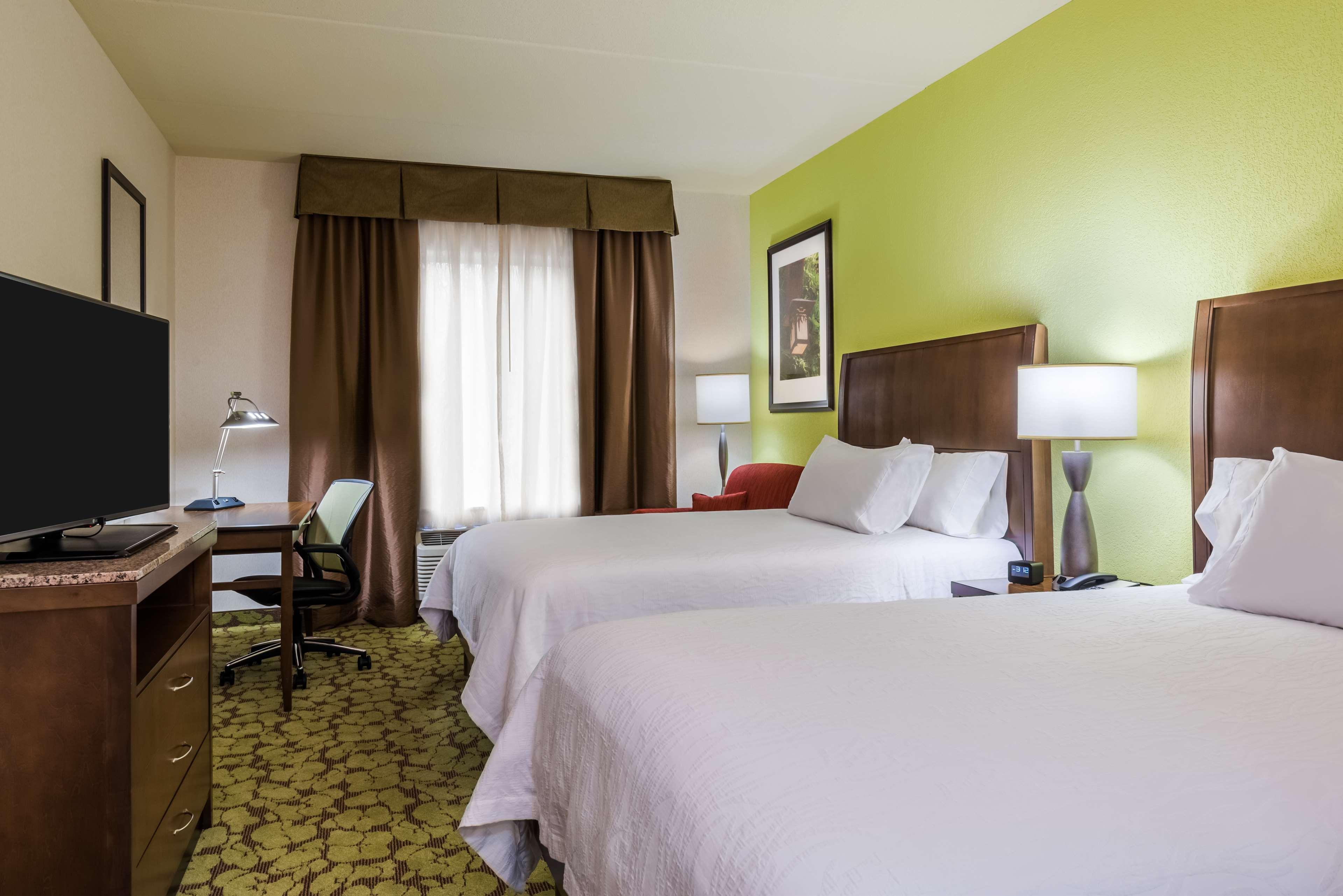 Hilton Garden Inn Wayne Kültér fotó