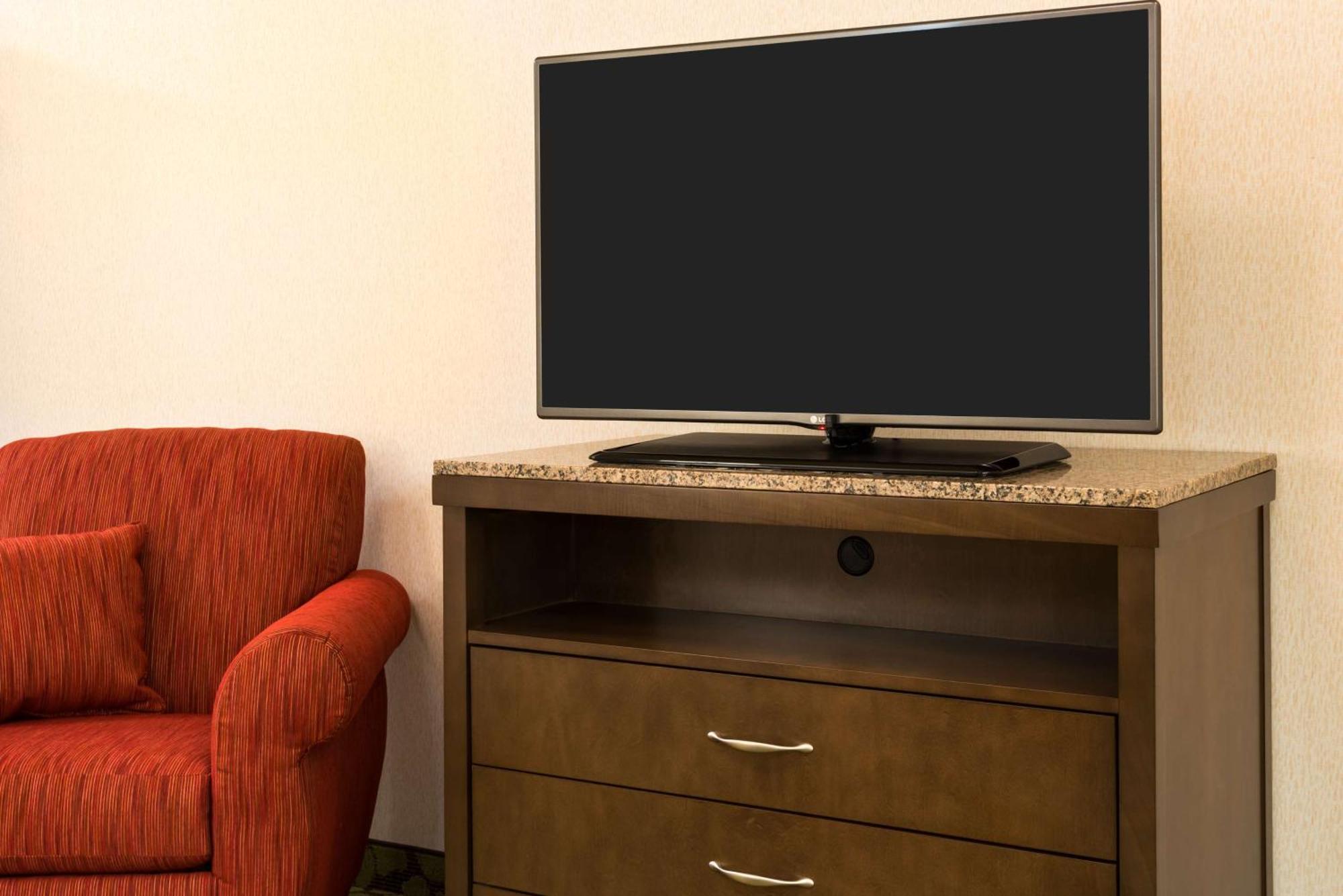 Hilton Garden Inn Wayne Kültér fotó