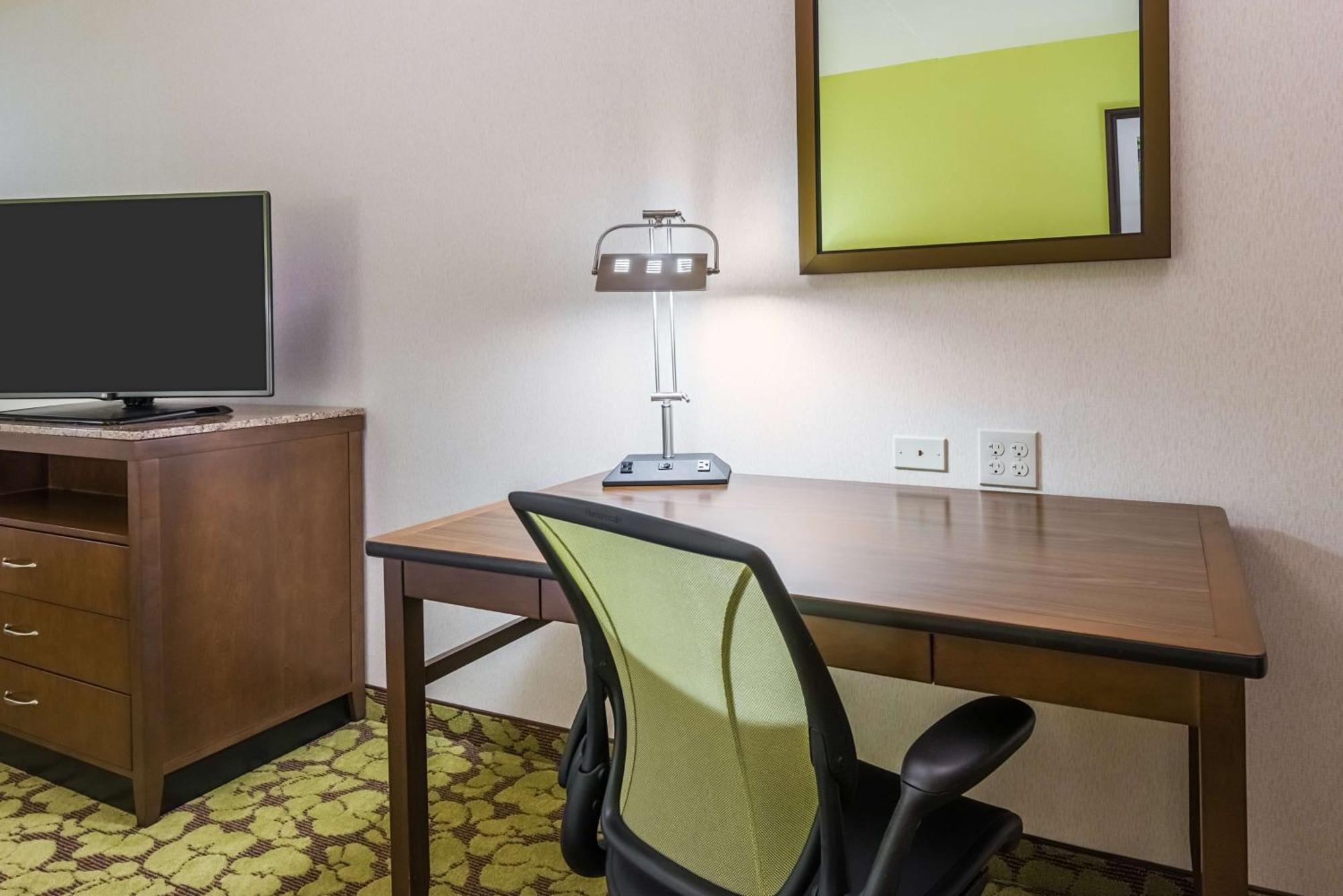 Hilton Garden Inn Wayne Kültér fotó
