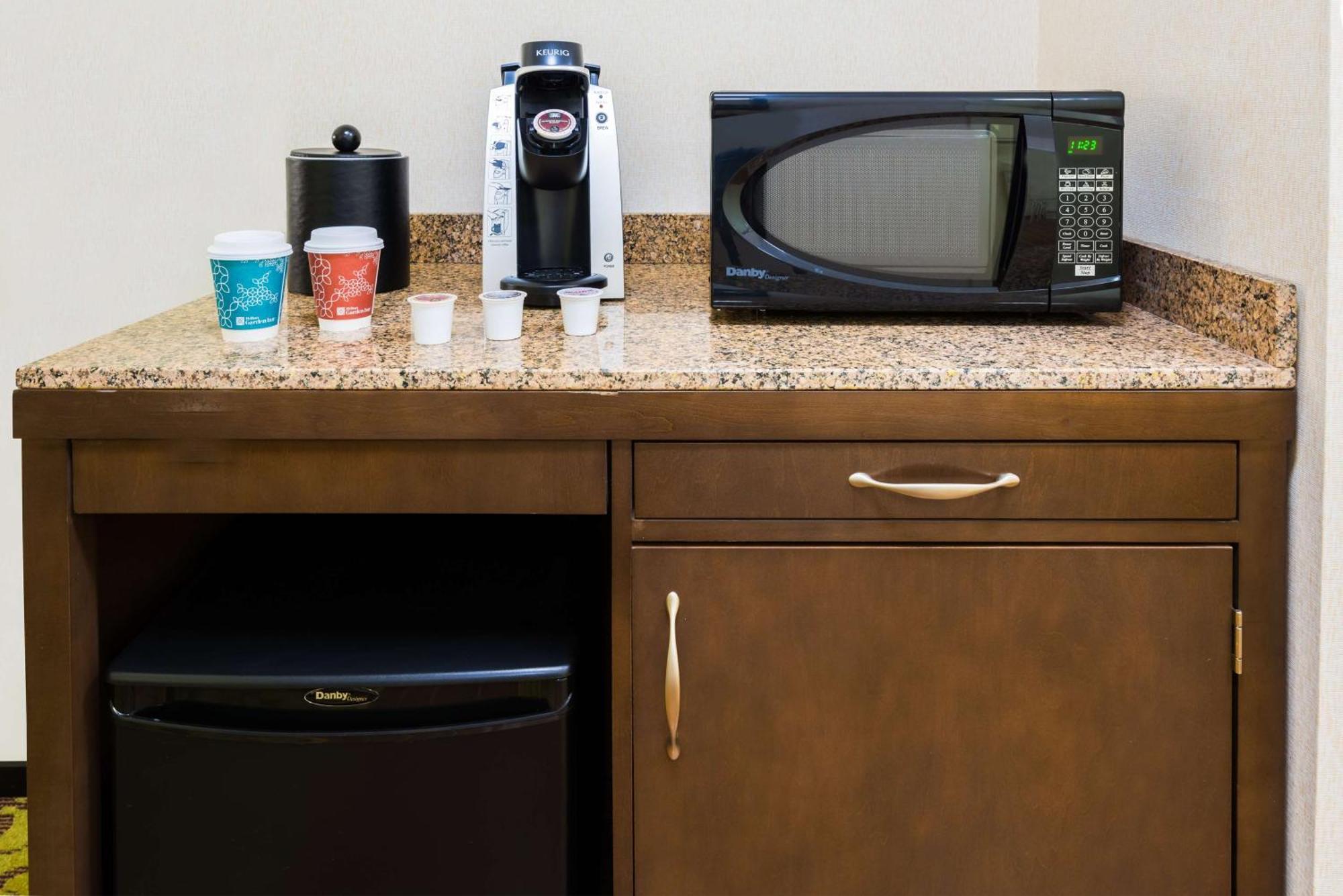 Hilton Garden Inn Wayne Kültér fotó