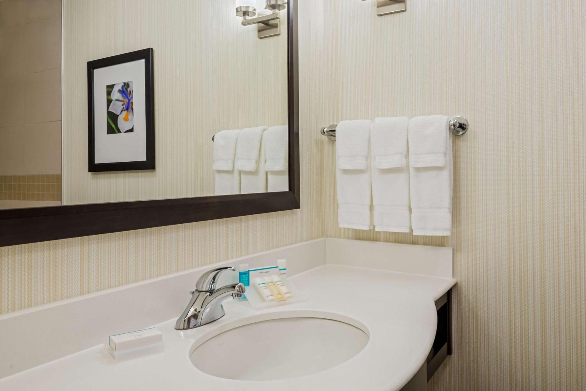 Hilton Garden Inn Wayne Kültér fotó