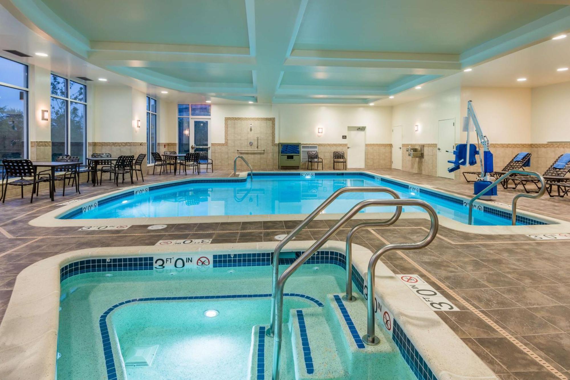 Hilton Garden Inn Wayne Kültér fotó