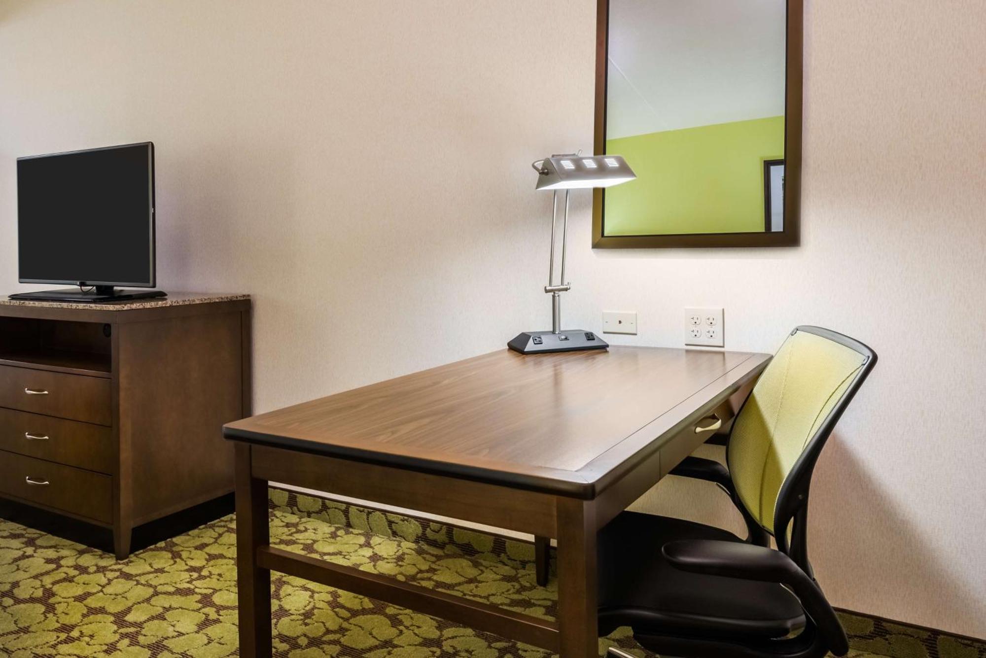 Hilton Garden Inn Wayne Kültér fotó