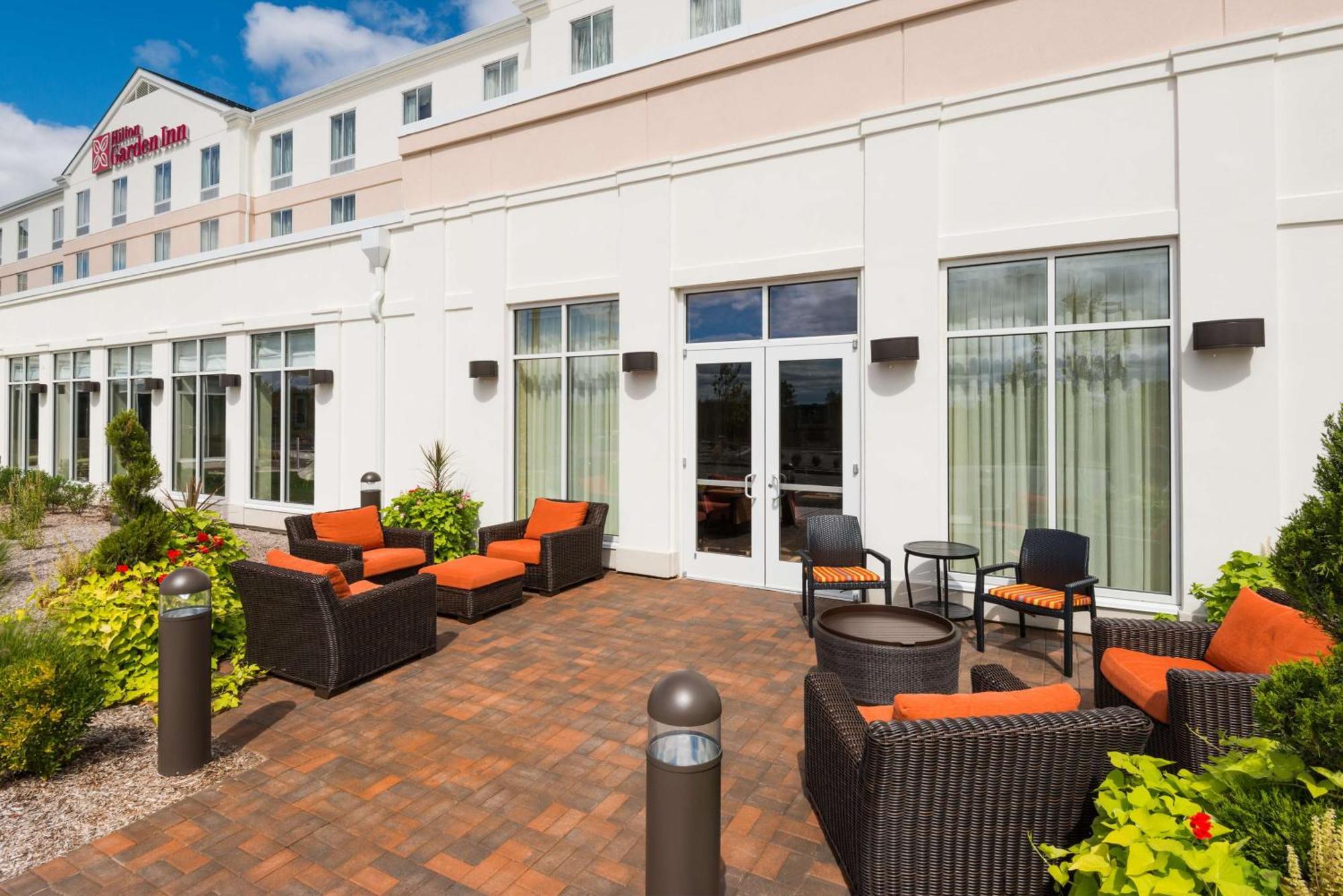 Hilton Garden Inn Wayne Kültér fotó