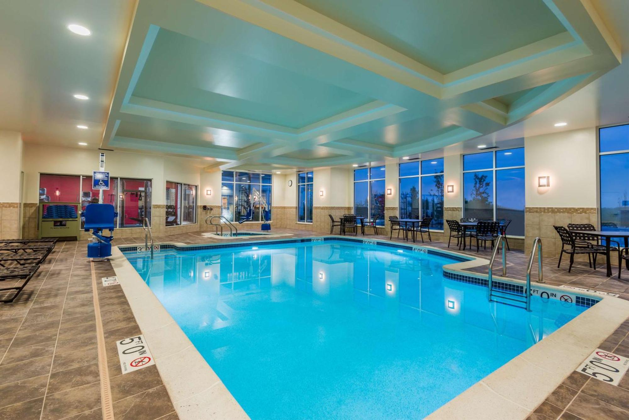 Hilton Garden Inn Wayne Kültér fotó