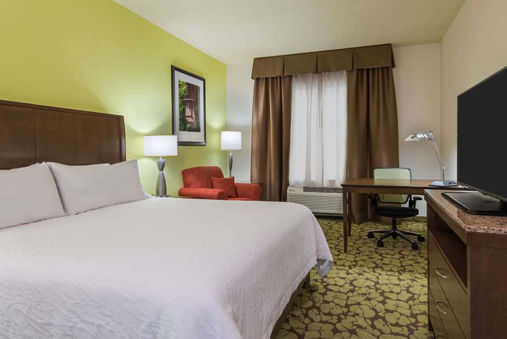 Hilton Garden Inn Wayne Szoba fotó